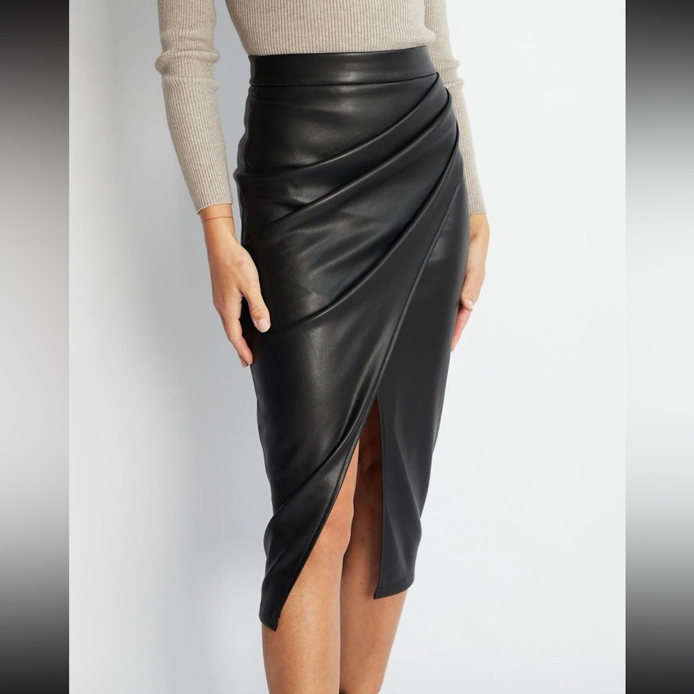 Commense Elegant Black Midi Skirt